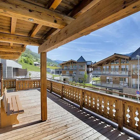 Gruenerstein Jungbrunnen * Bramberg am Wildkogel