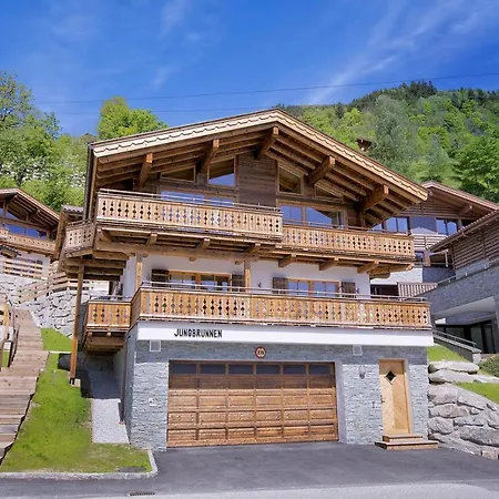 Gruenerstein Jungbrunnen * Bramberg am Wildkogel