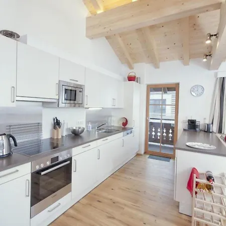 Alpehytte Gruenerstein Jungbrunnen