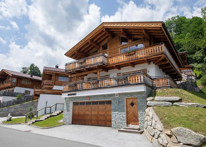 Gruenerstein Jungbrunnen * Bramberg am Wildkogel