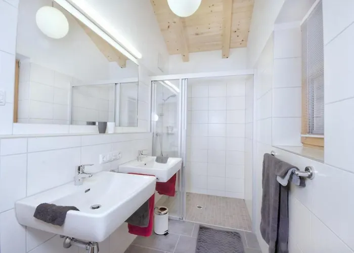 Gruenerstein Jungbrunnen Domek alpejski